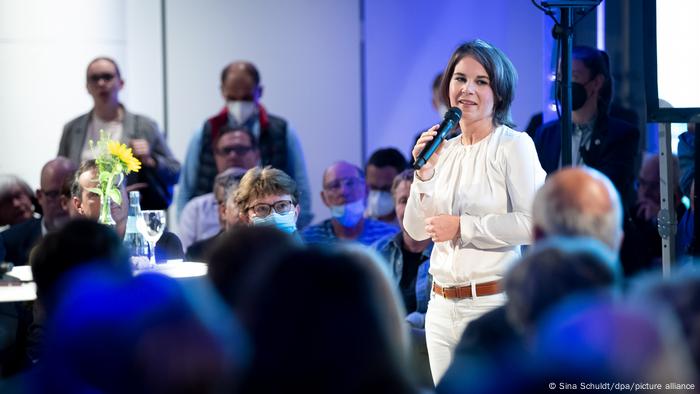 Deutschland, Bremen | Annalena Baerbock im Bürgerdialog im Science Center Universum Deutschland, Bremen | Annalena Baerbock im Bürgerdialog im Science Center Universum