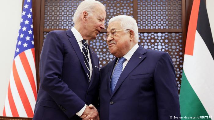 El presidente de Estados Unidos, Joe Biden, y el presidente de la Autoridad Nacional Palestina, Mahmud Abás, en Belén. (15.07.2022).