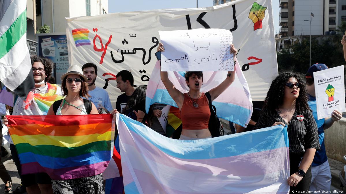 16 Yaers Hd Sex 1st - LGBTQ communities face threats in Middle East â€“ DW â€“ 07/16/2022