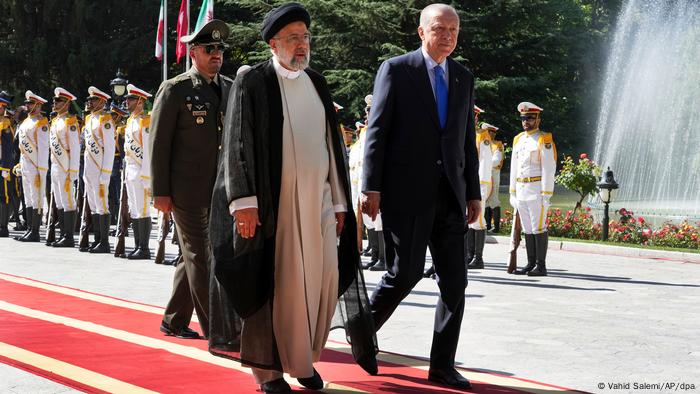 Turkish President Recep Tayyip Erdogan welcomed by his Iranian counterpart Ebrahim Raisi at the Saadabad palace in Tehran