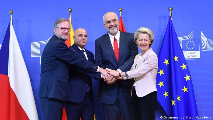 Belgien EU l EU eröffnet Beitrittsverfahren mit Nordmazedonien und Albanien