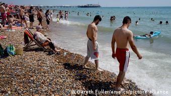 Λουόμενοι στο Μπράιτον