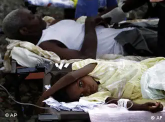 Les malades du choléra doivent rapidement être réhydratés - ici, en Haïti