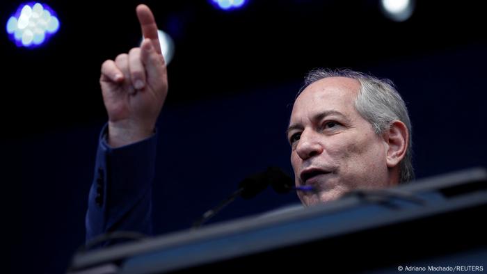 Estagnado Ciro Gomes v press o por voto til aumentar