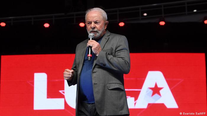 Luiz Inácio Lula da Silva giving a speech during a political rally in Brasilia