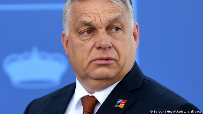 Унгарскиот премиер Виктор Орбан повторно ги бранува духовите