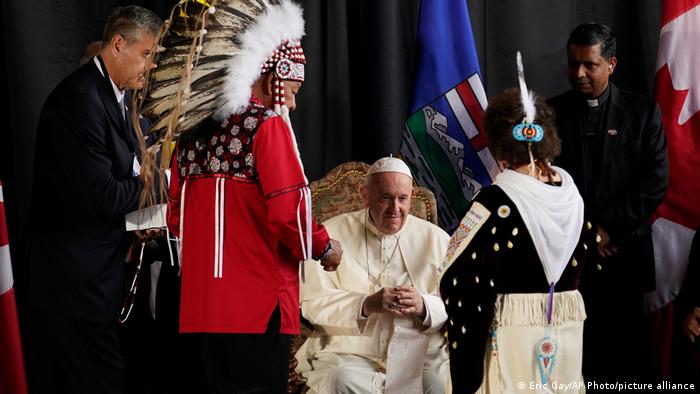 Kanada Edmonton | Besuch Papst Franziskus | Bitte um Entschuldigung, kirchliche Gewalt gegenüber Kindern