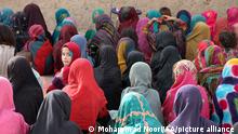 AI denuncia represión de talibanes a mujeres y niñas afganas