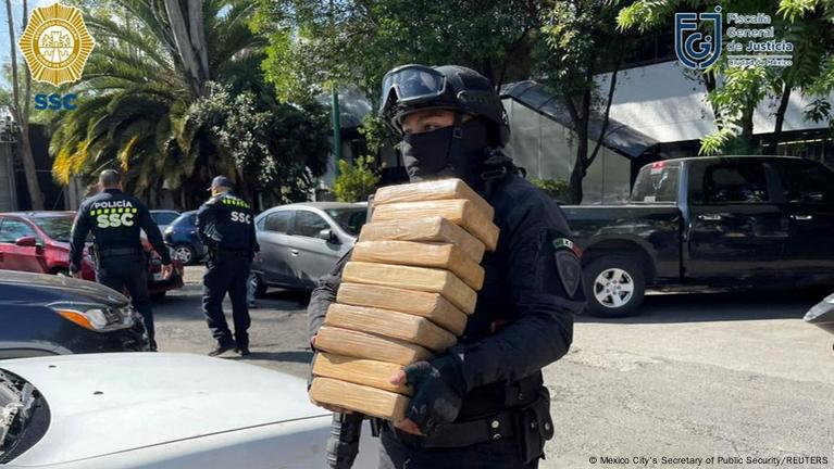 Mexico City Police Make Record Cocaine Bust – DW – 07/27/2022