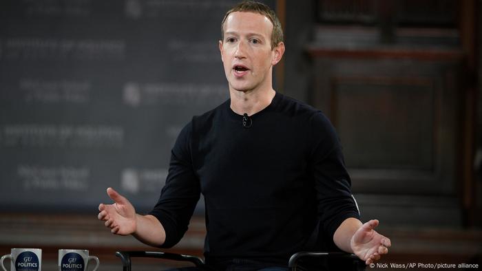 Facebook-Gründer Mark Zuckerberg meldet seinen ersten Quartalsverlust