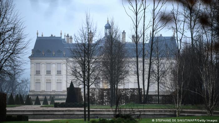 Саудитският принц разполага със собствен дворец край Париж