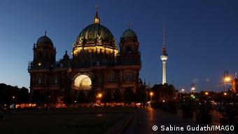 Ο καθεδρικός ναός του Βερολίνου χωρίς φωτισμό