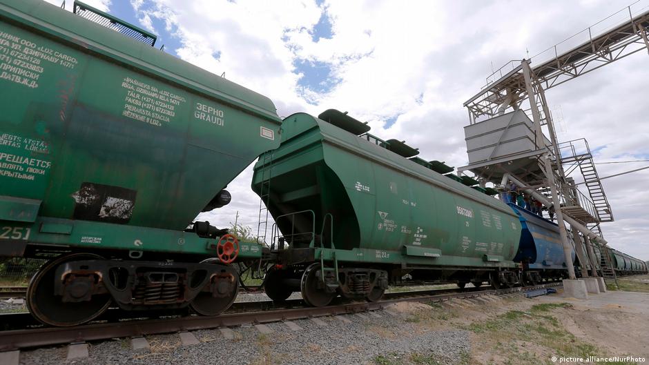 Україна просить у Польщі більше потягів для експорту зерна