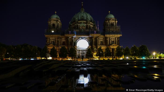Berlin Lampen ausgeschaltet an öffentlichen Gebäuden
