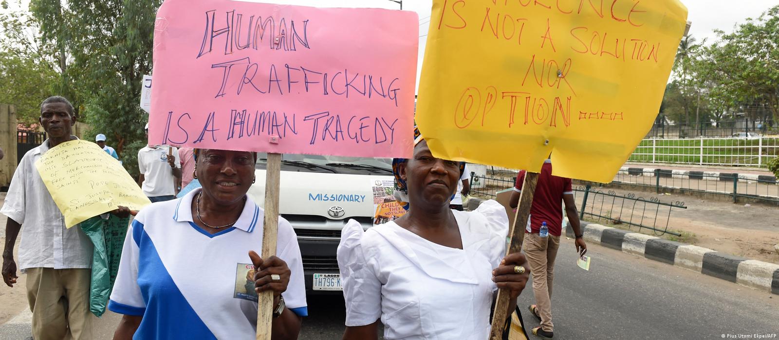1600px x 700px - The ugly truth of Nigeria's child trafficking â€“ DW â€“ 07/29/2022