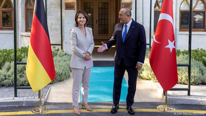 Türkei Annalena Baerbock und Mevlut Cavusoglu in Istanbul