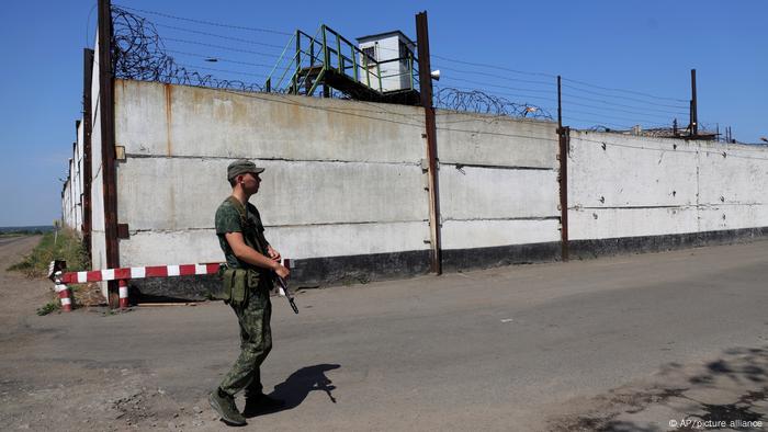 El proyecto tiene como propósito juzgar a los prisioneros ucranianos en Mariúpol, lo cual es calificado de ilegal por EE.UU.