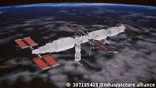 (220725) -- BEIJING, July 25, 2022 (Xinhua) -- Simulated image captured at Beijing Aerospace Control Center on July 25, 2022 shows that Wentian lab module has successfully docked with the front port of Tianhe core module combination. Wentian, the first lab module of China's space station, has successfully docked with the combination of the Tianhe core module, according to the China Manned Space Agency (CMSA). The Wentian module, launched on Sunday afternoon, docked with the front port of Tianhe at 3:13 a.m. Monday (Beijing Time), after it entered the planned orbit and completed state setting. The whole process took approximately 13 hours, the CMSA said. It is the first time that China's two 20-tonne-level spacecrafts conducted rendezvous and docking in orbit, and also the first time that space rendezvous and docking were carried out during the astronauts' in-orbit stay in the space station, the CMSA said. Later, the Shenzhou-14 astronauts will enter Wentian as scheduled, the CMSA said. (Xinhua/Guo Zhongzheng)
