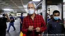 30.07.2022
Jose Ruben Zamora Marroquin, founder and president of El Periodico newspaper, who was detained on accusations of money laundering and blackmail by Guatemalan authorities, walks out of a hearing in a judicial building in Guatemala City, Guatemala July 30, 2022. Zamora said he was beginning a hunger strike in a show of rejection to his persecution. REUTERS/Luis Echeverria
