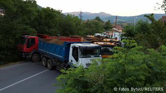 φορτηγά, Σέρβοι, Κόσοβο, οδικές αρτηρίες, 