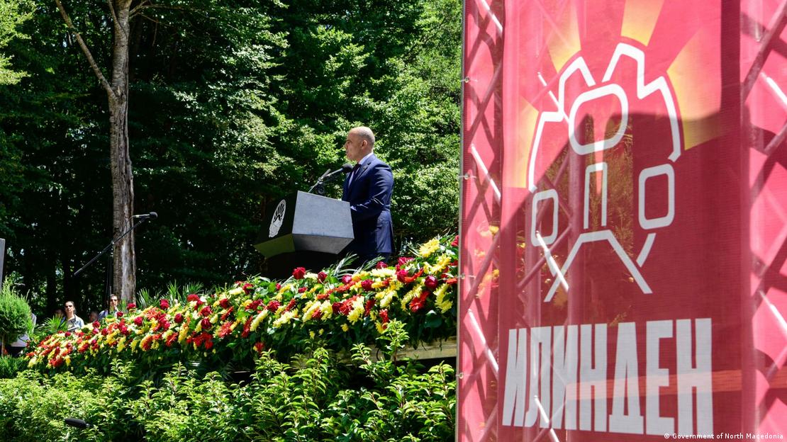 Македонскиот премиер Димитар Ковачевски говори на прославата на Илинден во Крушево во 2022 година