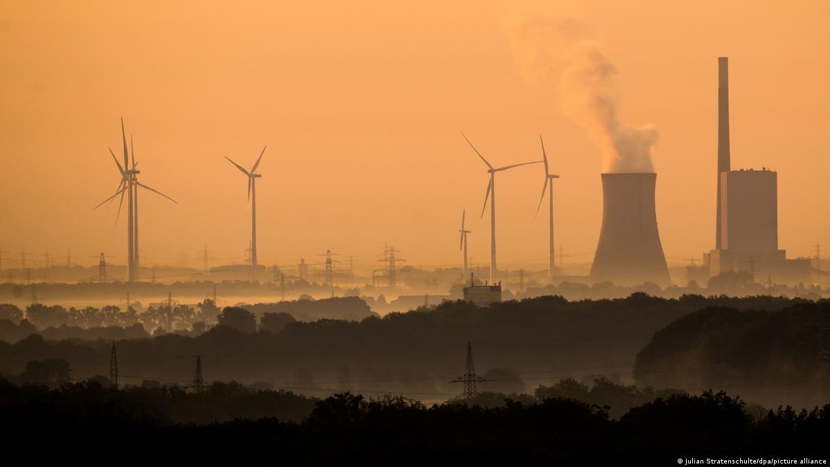 Germany's energy U-turn: Coal instead of gas – DW – 08/04/2022