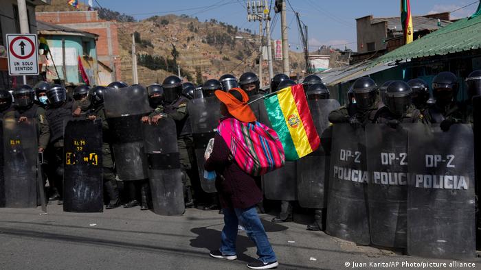 Foto de un cocalero durante una protesta en La Paz en una imagen de archivo