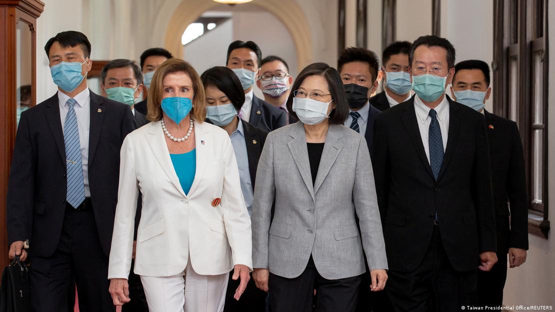 Visita en Taipei: Nancy Peolosi y la presidenta de Taiwán Tsai Ing-wen.