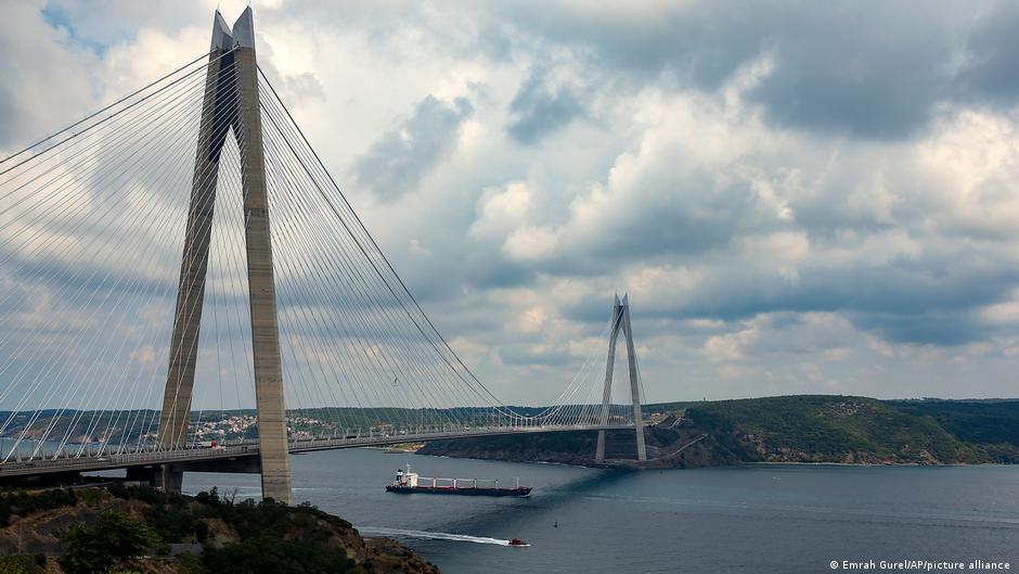 Köprü geçiş ücretlerine zam yapıldı