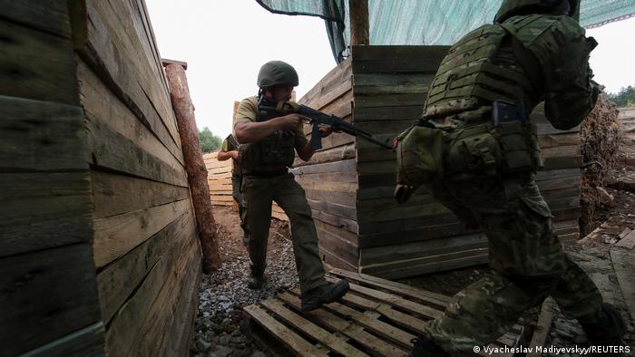 Украинские военные в Харьковской области
