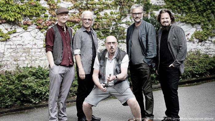 Jethro Tull – Interview Ian Anderson - Paris 2022 - Duke TV [DE-ES