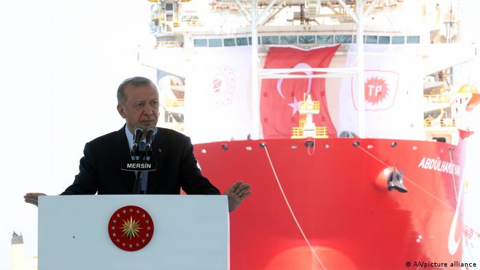 Erdogan bei Vorstellung des neuen Bohrschiffs Abdulhamid Han
