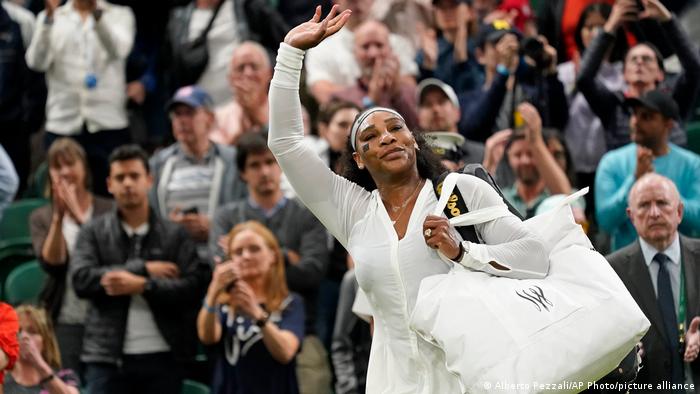 Serena Williams: Tennis star says ′countdown′ to retirement has begun |  News | DW | 09.08.2022