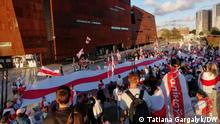 Thema: Reportage von der Demonstration der Weißrussen in Danzig anlässlich des zweiten Jahrestages der Präsidentschaftswahlen in Belarus.