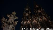 Katedra w ciemności. Jak Niemcy oszczędzają energię