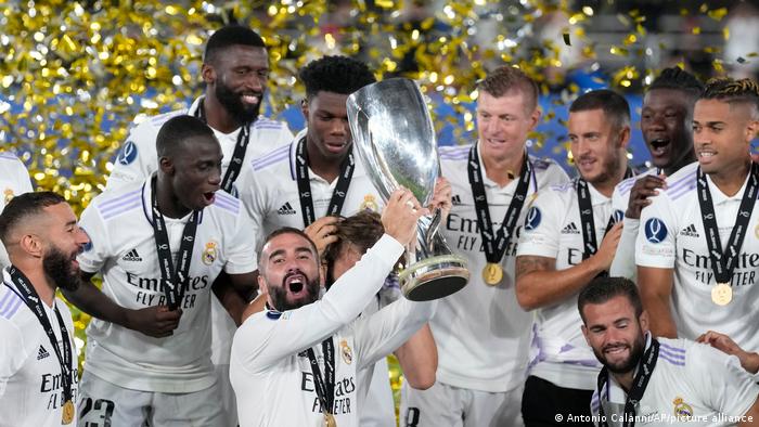 Real Madrid's players celebrate their Super Cup win