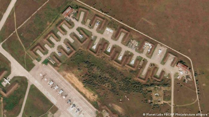 Супутниковий знімок аеродрому Саки в Криму від 9 серпня - до вибухів