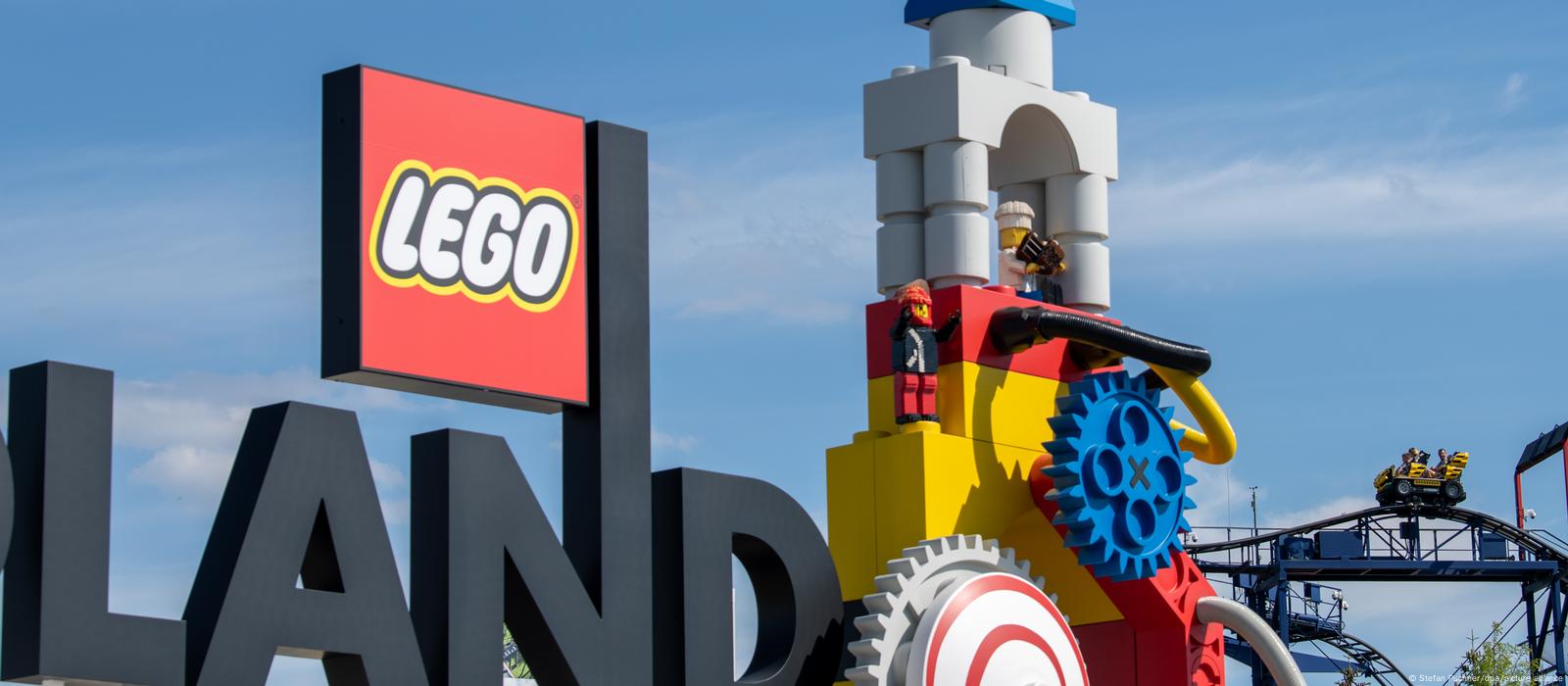 Dozens injured in Legoland rollercoaster crash DW 08 11 2022