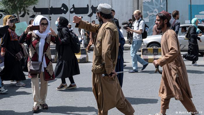 Los talibanes no permitieron que la manifestación se desarrollara.