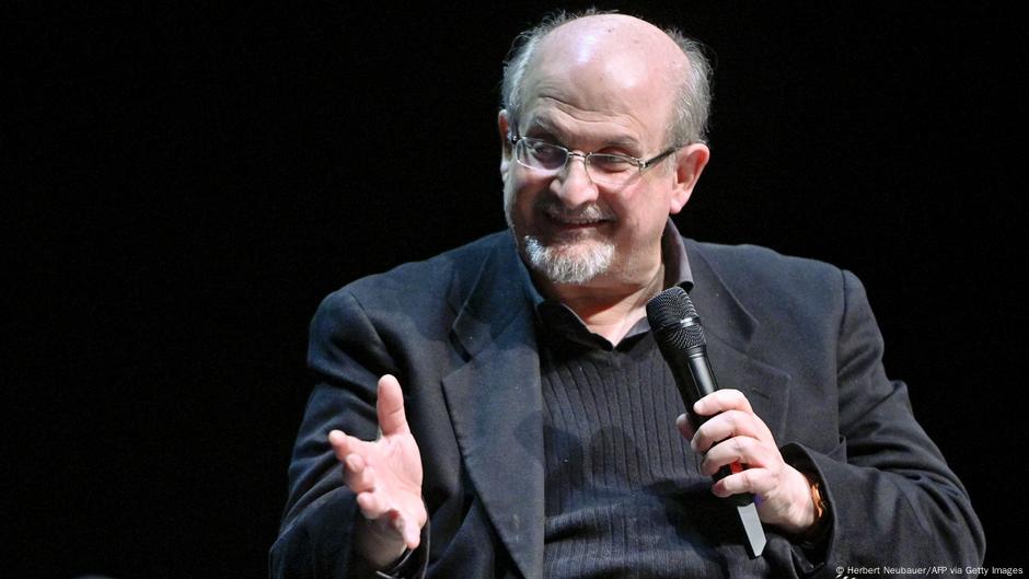 Salman Rushdie presenta un nuovo romanzo quattro mesi dopo l’attentato |  mondo |  Dott..