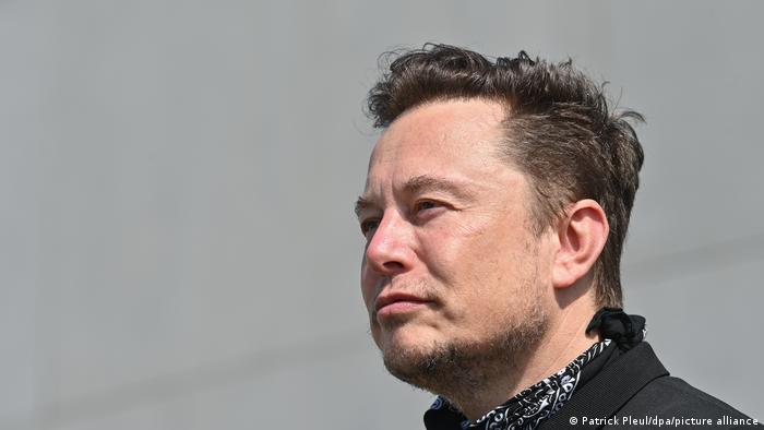 Elon Musk hará deporte por las mañanas en lugar de consultar el correo electrónico.