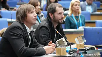 DW Freedom of Speech Award 2022 laureates Mstyslav Chernov (right) and his colleague Evgeniy Maloletka (left) during the official award ceremony 