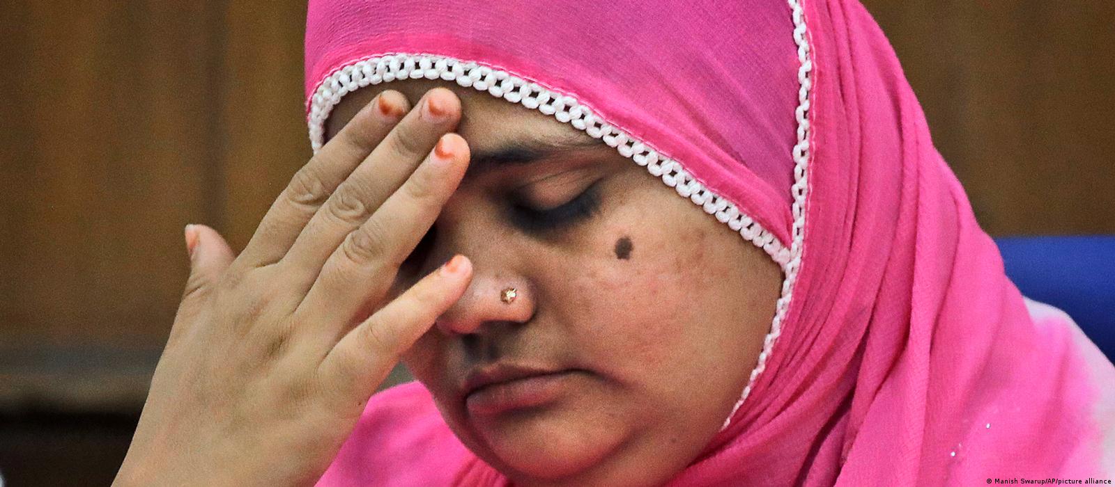 Rape Girl Beeg - India: Rape victim aghast at attackers' release â€“ DW â€“ 08/18/2022