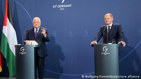 Palästinenserpräsident Abbas empört in Berlin mit Holocaust-Vergleich