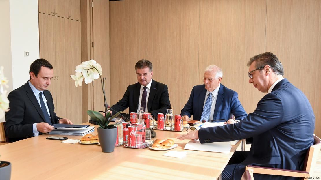 AB Dış İlişkiler ve Güvenlik Yüksek Temsilcisi Borrell, Sırbistan ve Kosova liderleriyle 18 Ağustos'ta Brüksel'de bir araya gelmişti