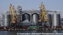 Зерновий термінал у порту Одеси
