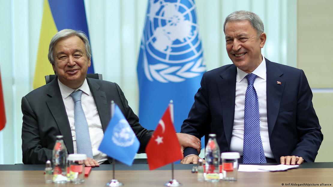 BM Genel Sekreteri Antonio Guterres ve Milli Savunma Bakanı Hulusi Akar