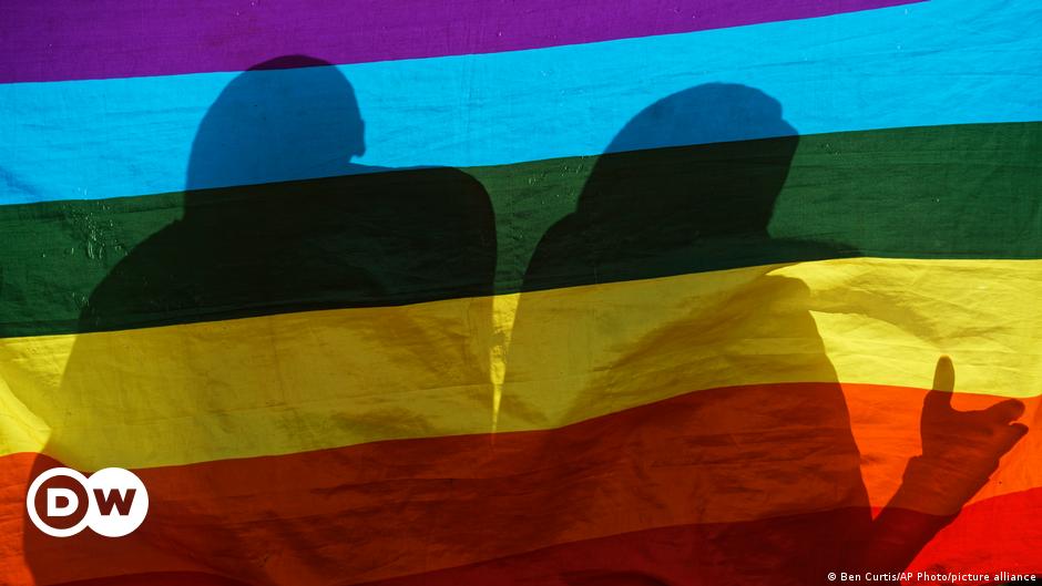 واشنطن تنتقد العراق بعد إقرار قانون يجرم العلاقات المثلية