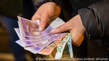 Suiza suspende cambio de grivnas a francos suizos en bancos