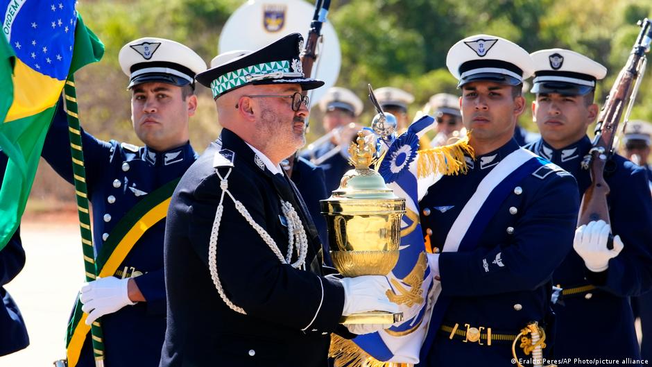 Brazil: Emperor Pedro I′s heart displayed for bicentennial celebrations | News | DW - Vimarsana News